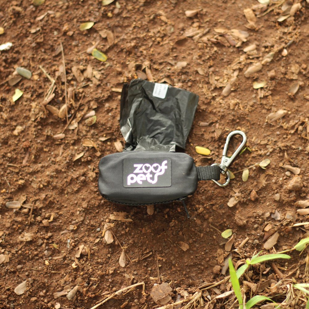 Dog Poop Bag Dispenser in Black